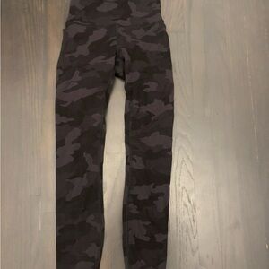 lululemon athletica Womens Black Camouflage Leggings
